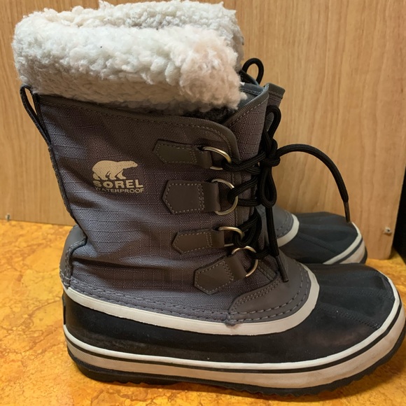 2/$60 Sorel winter boots - Picture 4 of 12